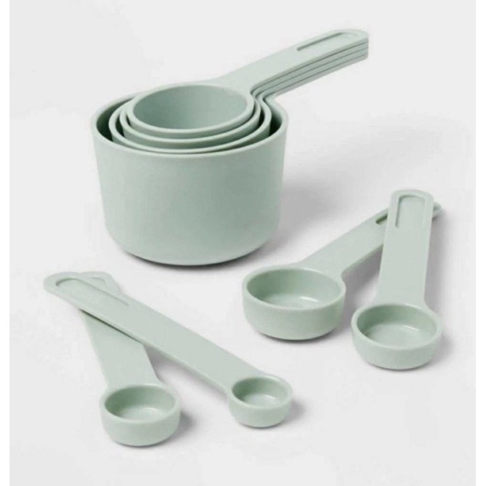 Room Essentials 8pc Measuring Cups & Spoons‎ Set - Mint Green, Plastic, Nesting